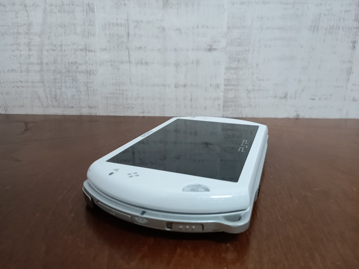SONY　ソニー　PSP-N1000 PSP go　PlayStation Portable Go プレイステーション　ポータブル　ゴー　ゲーム機　ジャンク PSP go Portable