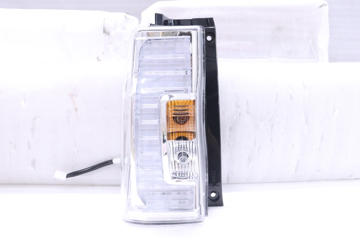 39-2041★未使用品★前期 LED LA600S タントカスタム★左テールライト TOKAIDENSO 20516L ASSY 純正★ダイハツ (UK)