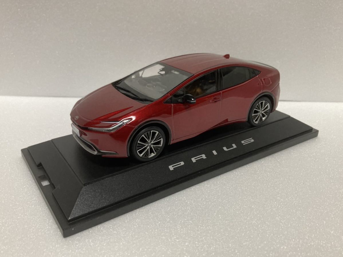 1/30 トヨタ プリウス カラーサンプル エモーショナルレッドⅡ 1⁄30