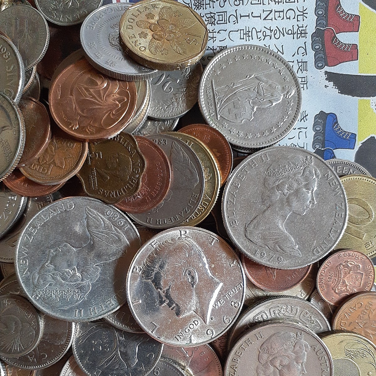 額面以上の価値がある記念硬貨一覧！銀貨と白銅貨 | 古銭買取専門店 世界のコイン 大量まとめて1500g 銀貨 銅貨 白銅貨 古銭 アメリカ ドイツ  カナダ 南米 アジア ヨーロッパ 雑銭 コンパクト発送