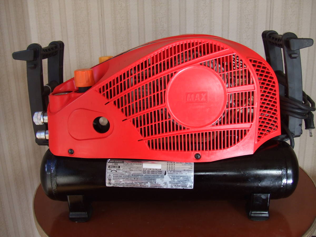 未使用 マックス 高圧コンプレッサー AK-HL1270E(保証書つき 未使用 マックス 高圧コンプレッサー AK-HL1270E(保証書つき
