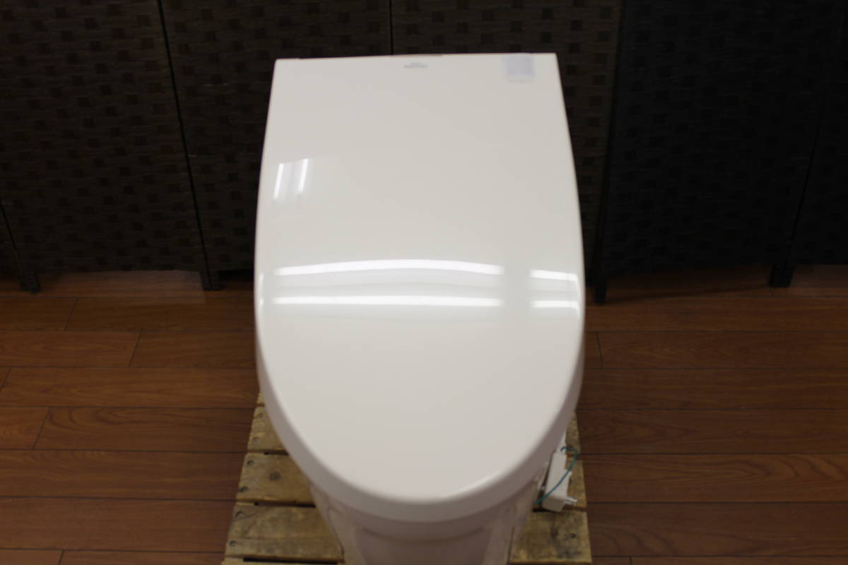 住宅展示場展示品 TOTO ネオレストAH1 ウォシュレット一体型タンクレス 