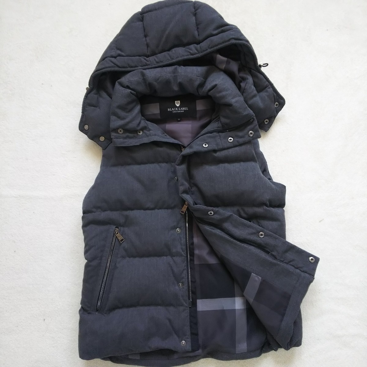 【極美品 M】ブラックレーベルクレストブリッジ 最高級 ホワイトグース ダウンベスト BLACKLABELCRESTBRIDGE アウター ジャケット