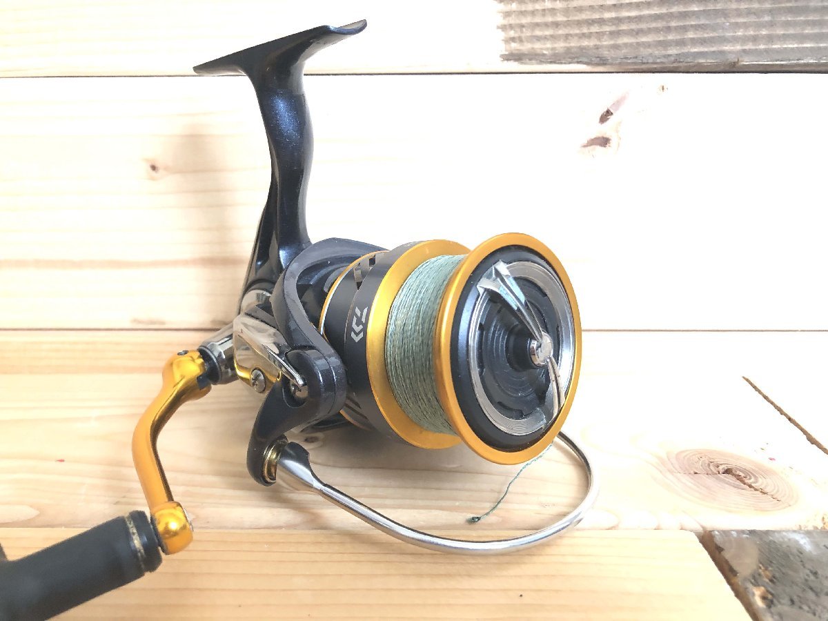 ■ Daiwa ダイワ レブロス REVROS LT5000D-CH スピニングリール 釣具 中古 ★