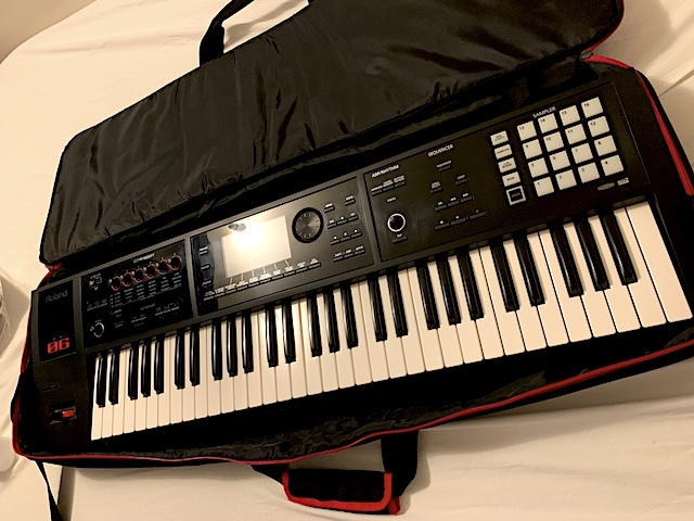 ROLAND FA-06 純正ソフトケース付き（FANTOM XV JV INTEGRA SH XP SRX