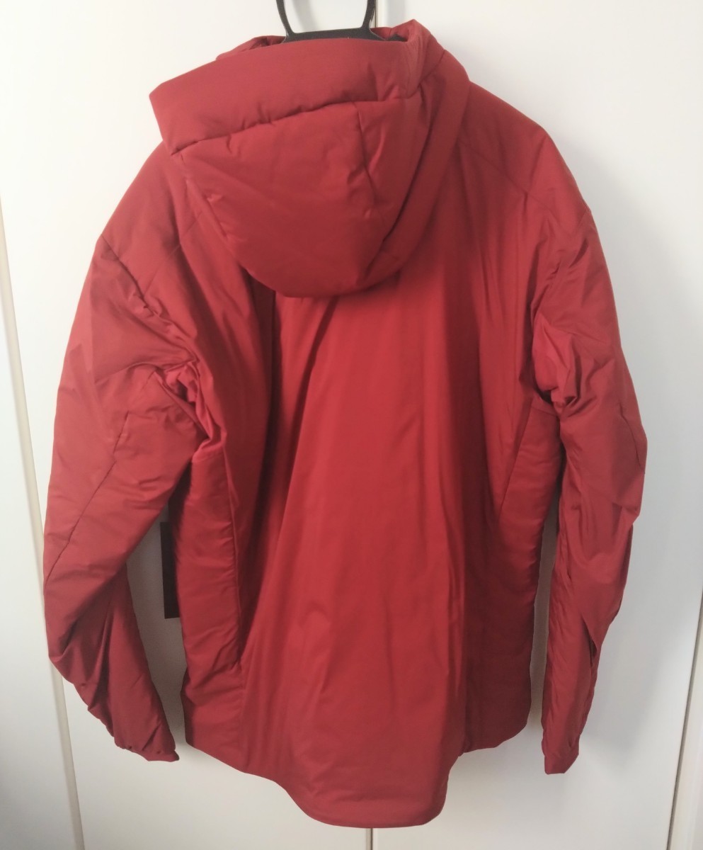 新品未使品】人気 ARC'TERYX Atom AR Hoody サイズ L タグ付 Bordeaux AR