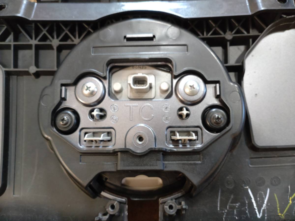 日産 リーフ ZE1 フロントグリル 62070 6WK5B ※個人宅不可※【R5-3967E
