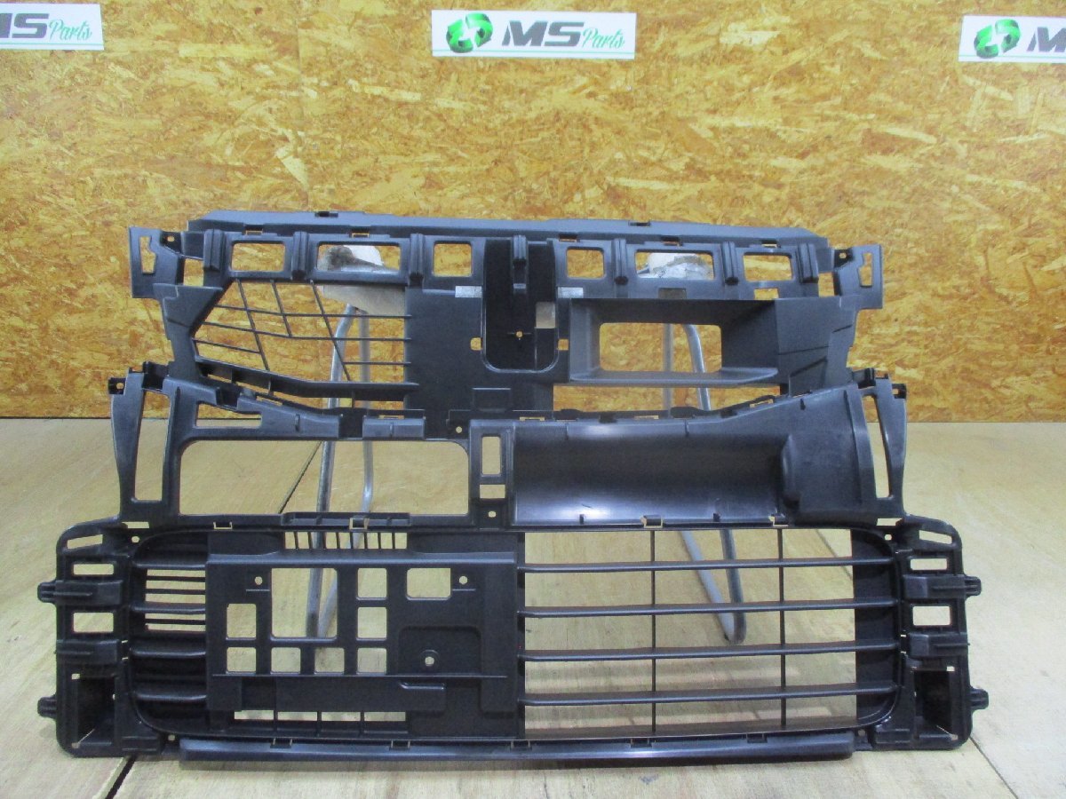 ソリオ MA37S/純正/フロントバンパー/ZVR/71711-83S0/ホワイトパール