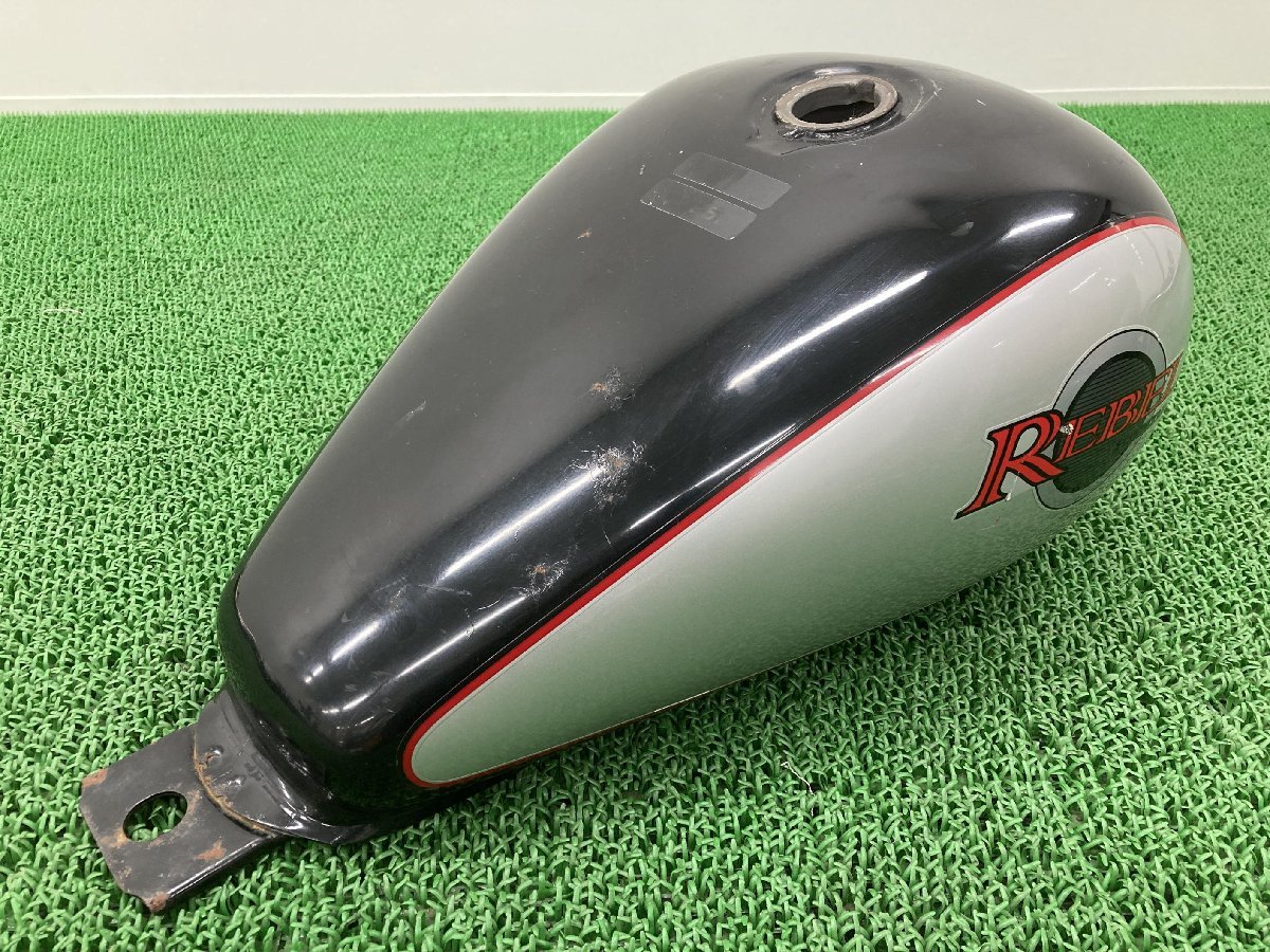 レブル250 タンク 黒 ホンダ 純正 中古 バイク 部品 MC13 REBEL