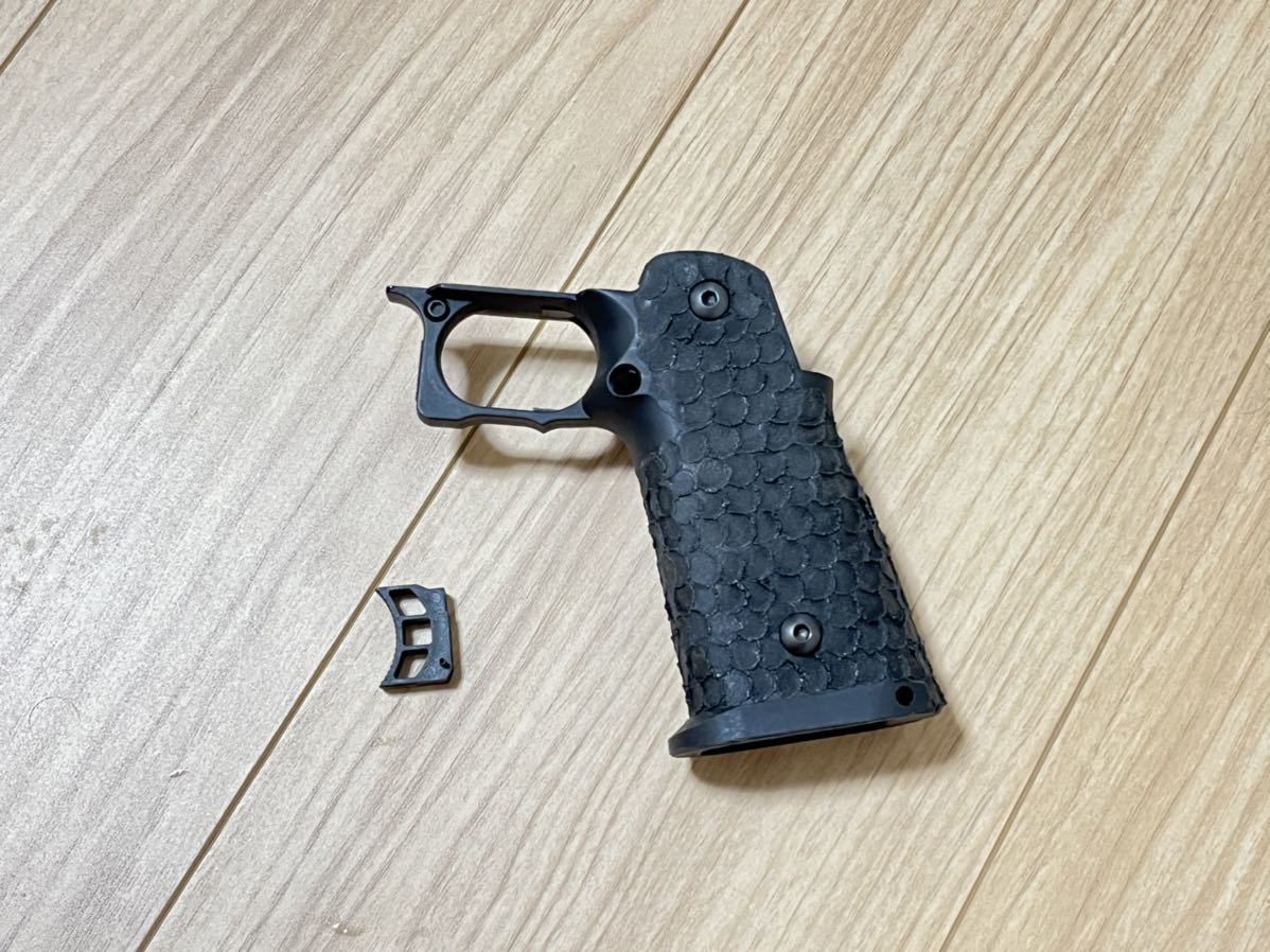 ライセンス品　JW コンバットマスター　PIT VIPER グリップ　トリガー　ハイキャパ　マルイ　EMG ARMY ジョン・ウィック