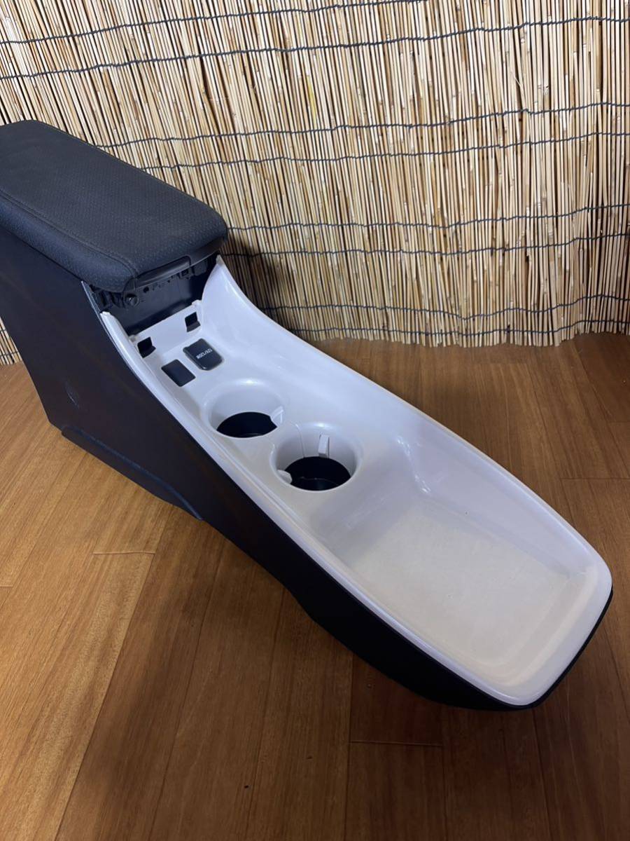 トヨタ プリウス ZVW50 ZVW51 ZVW55 センターコンソール 50系 コンソール_7