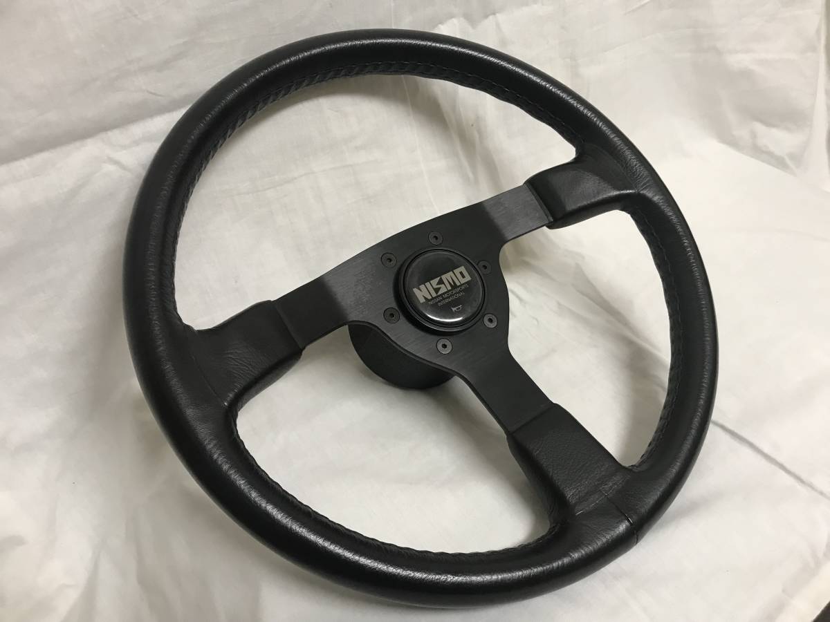 希少　ニスモ旧ロゴ　純正オプションレザーステアリング　スカイラインGT-R　BNR32　BCNR33　BNR34　NISMO　絶版車　旧車　街道レーサー　