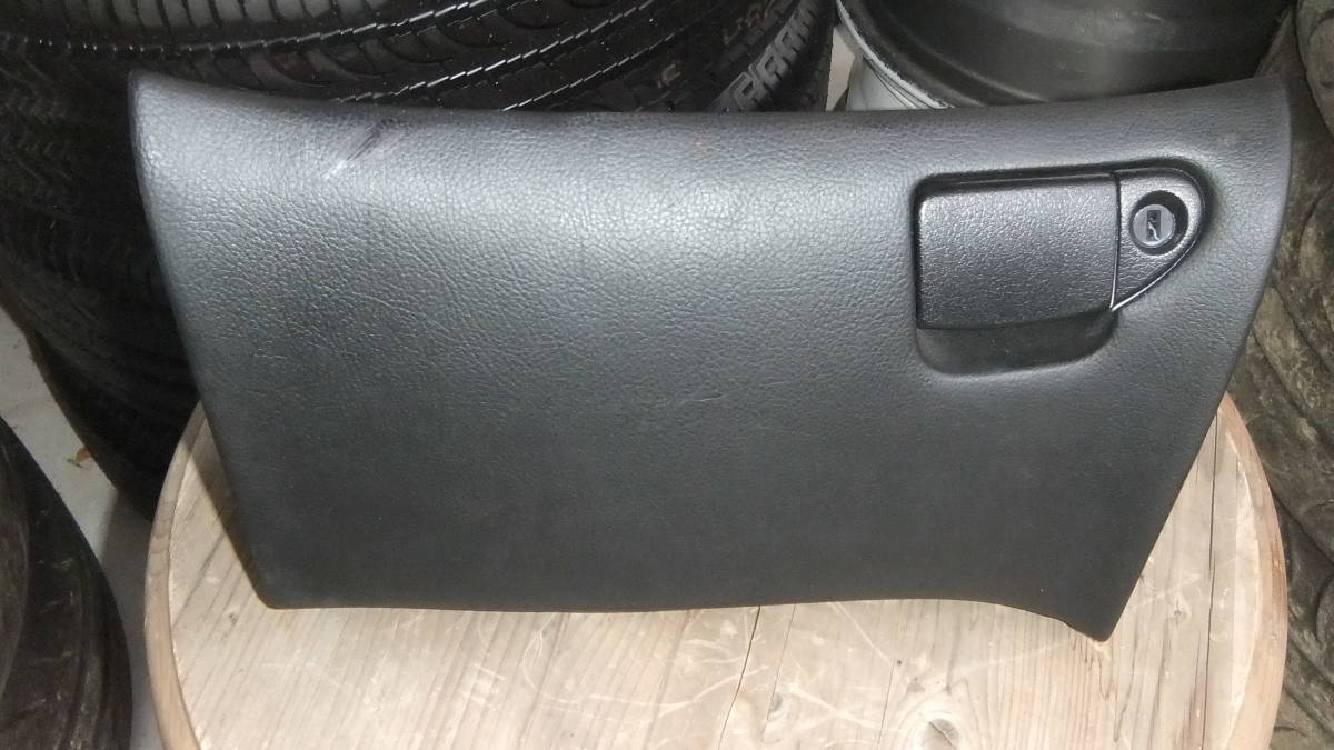 FD3S RX-7 グローブボックス