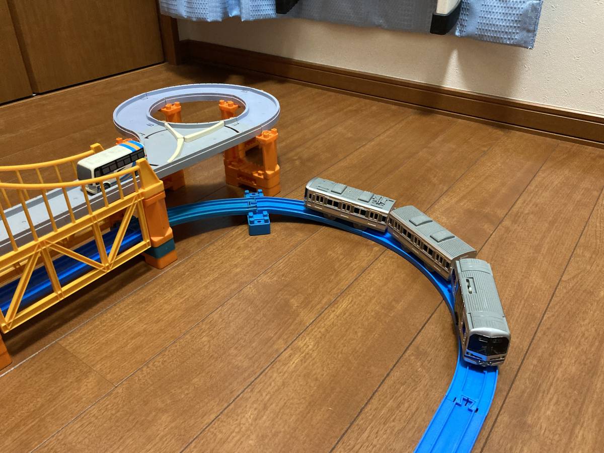 ☆【絶版】 TOMY プラレール プラロード大鉄橋&マリンライナーセット