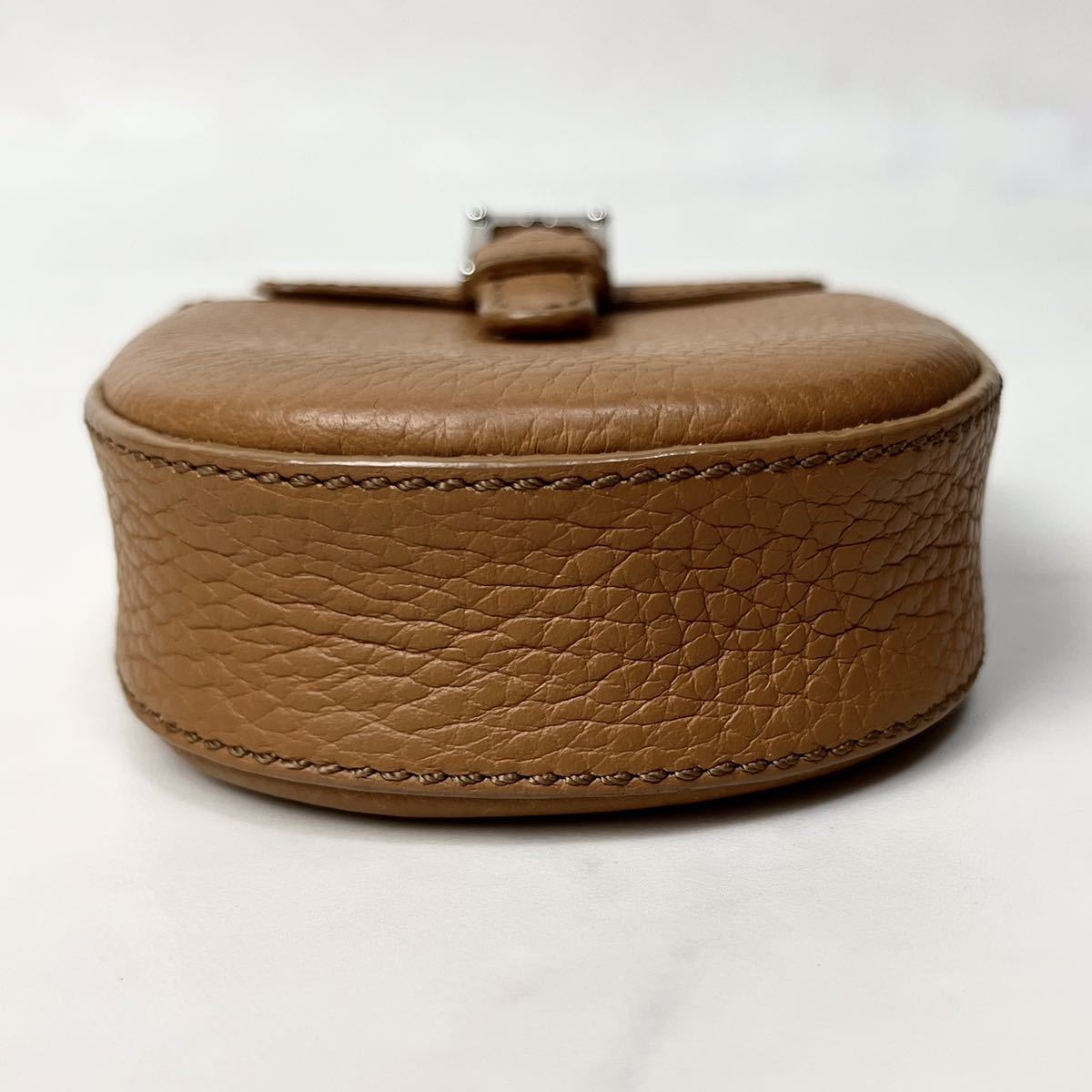 LOEWE ロエベ ヘリテージ ラウンドファスナー 長財布 ロゴ型押し レザー