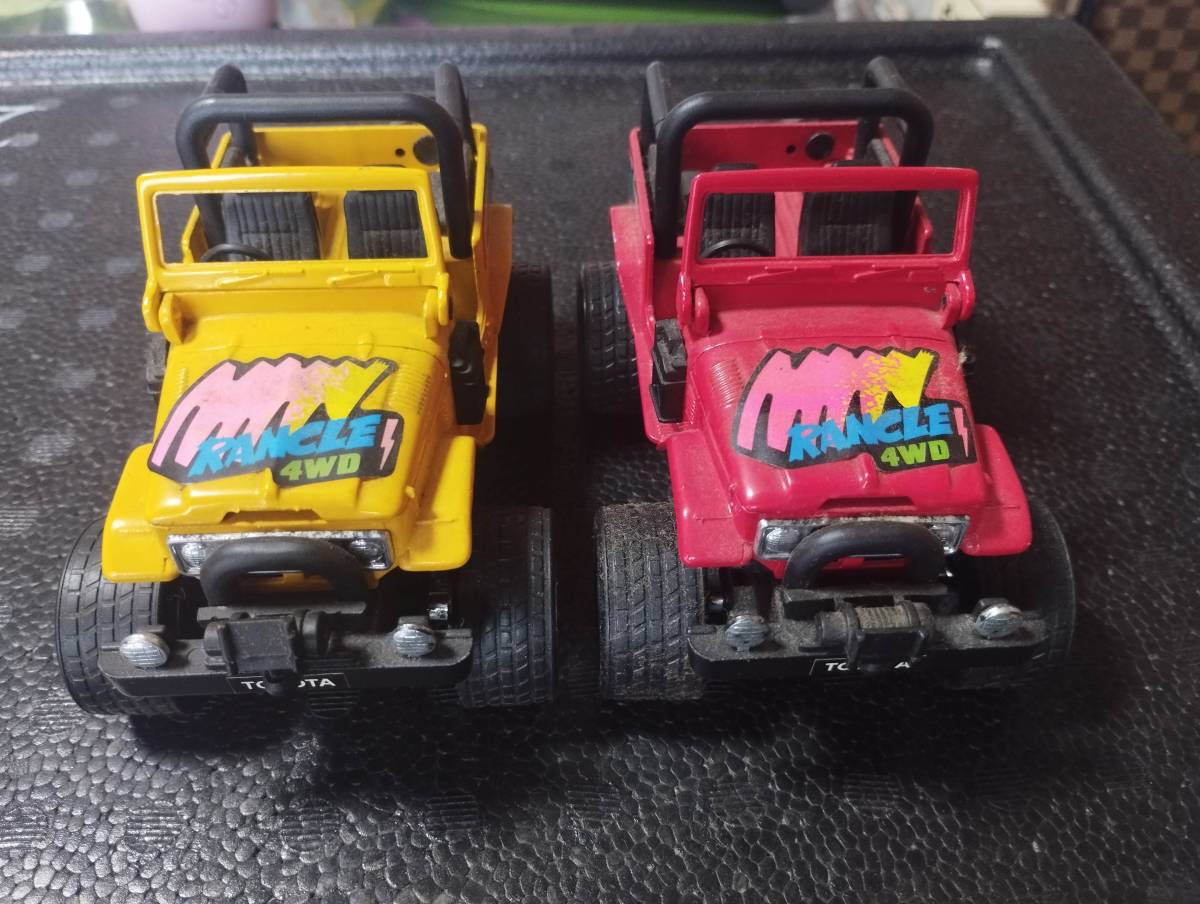 ヨネザワ、ダイヤペット、美品ランクル40ミニカー、2台セット　検索、ランクル40、FJ、BJ、トミカ、モデルペット、旧車