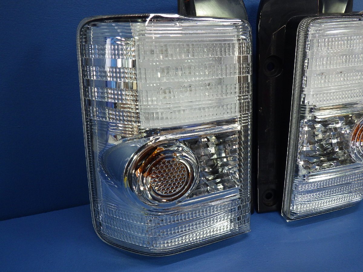 ムーヴ コンテ カスタム L575S テールライト 左右セット 後期 LED 