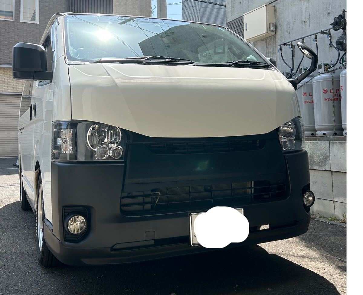 ハイエース200系 社外LEDヘッドライト フルLEDウインカーポジション