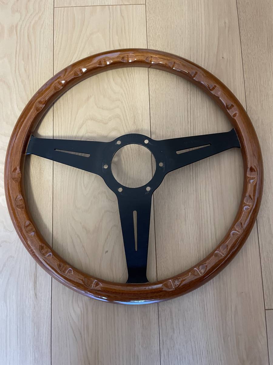 ナルディウッドステアリング当時物36パイ ナルディ NARDI ウッド ステアリング クラシック 36パイ ウッド