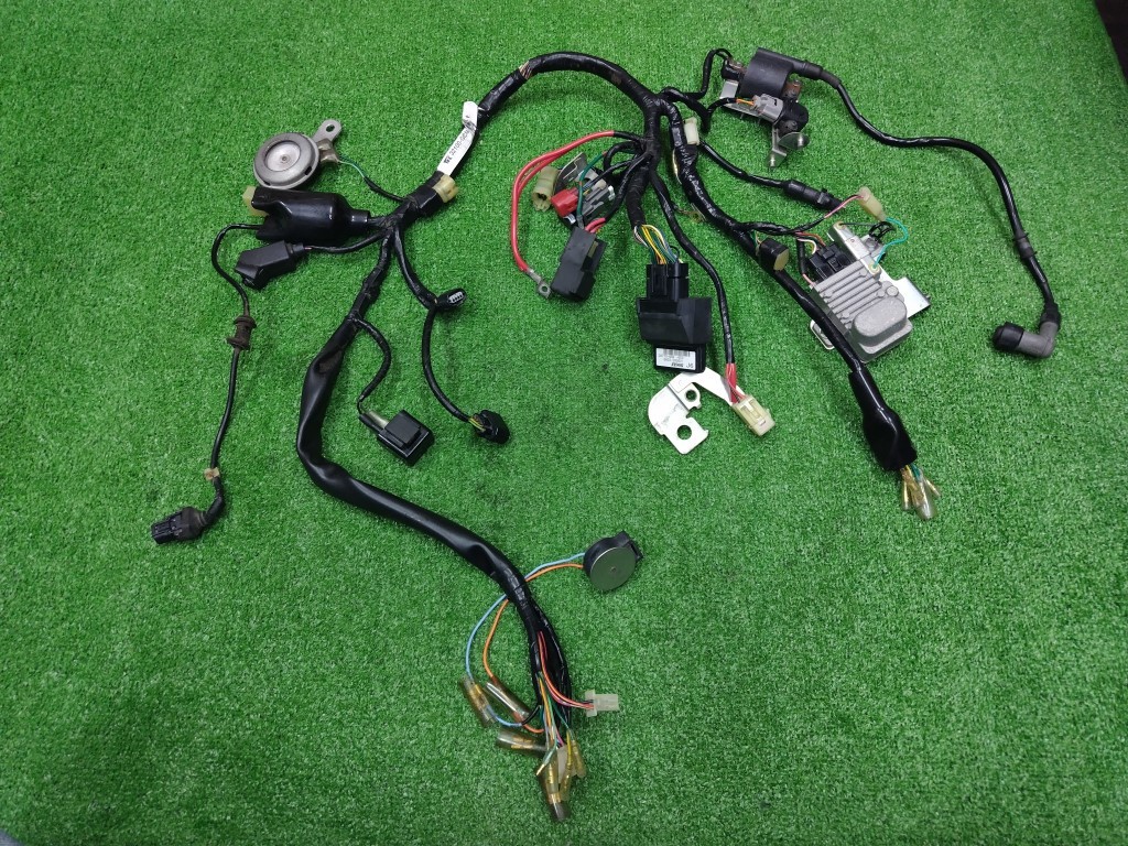ホンダ リトルカブ FI AA01 純正 メインハーネス 配線 CDI レギュ IG 