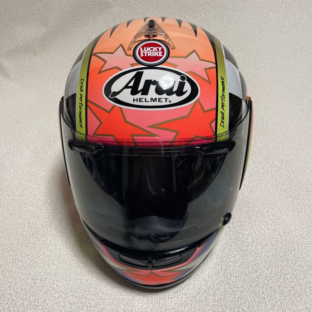 【新品同様】arai RX-7 Mサイズ　シュワンツレプリカ Arai ケビンシュワンツレプリカヘルメットMサイズ Arai RX-7X レプリカ