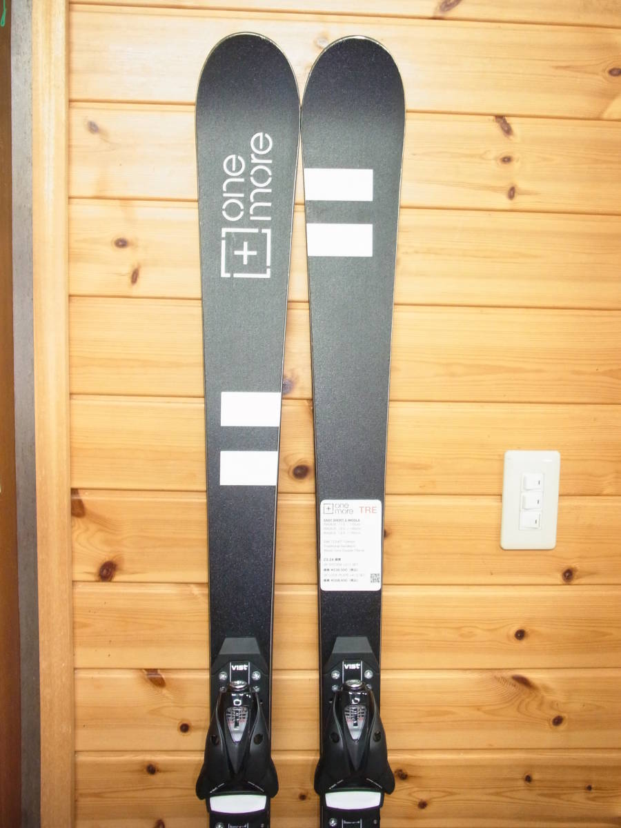 one more TRE スキー板 黒/白 165cm one more TRE スキー板 黒/白