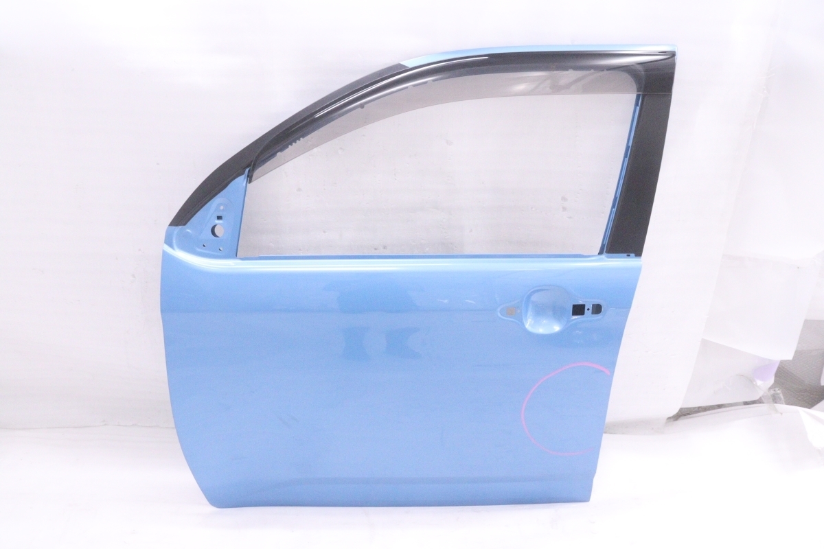 30-1257★M700A M710A パッソ 左フロントドア★67002-B1090 水色ラメ トヨタ 純正 補修用 M700S ブーン ダイハツ (QT)