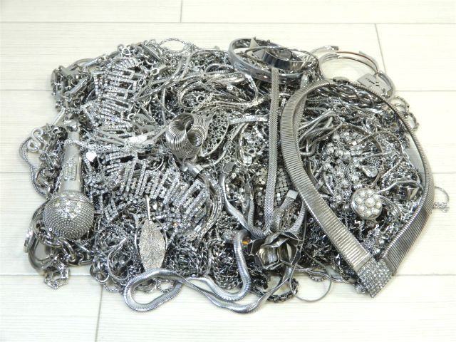 まとめ売り! イミテーション メッキ シルバーカラー アクセサリー