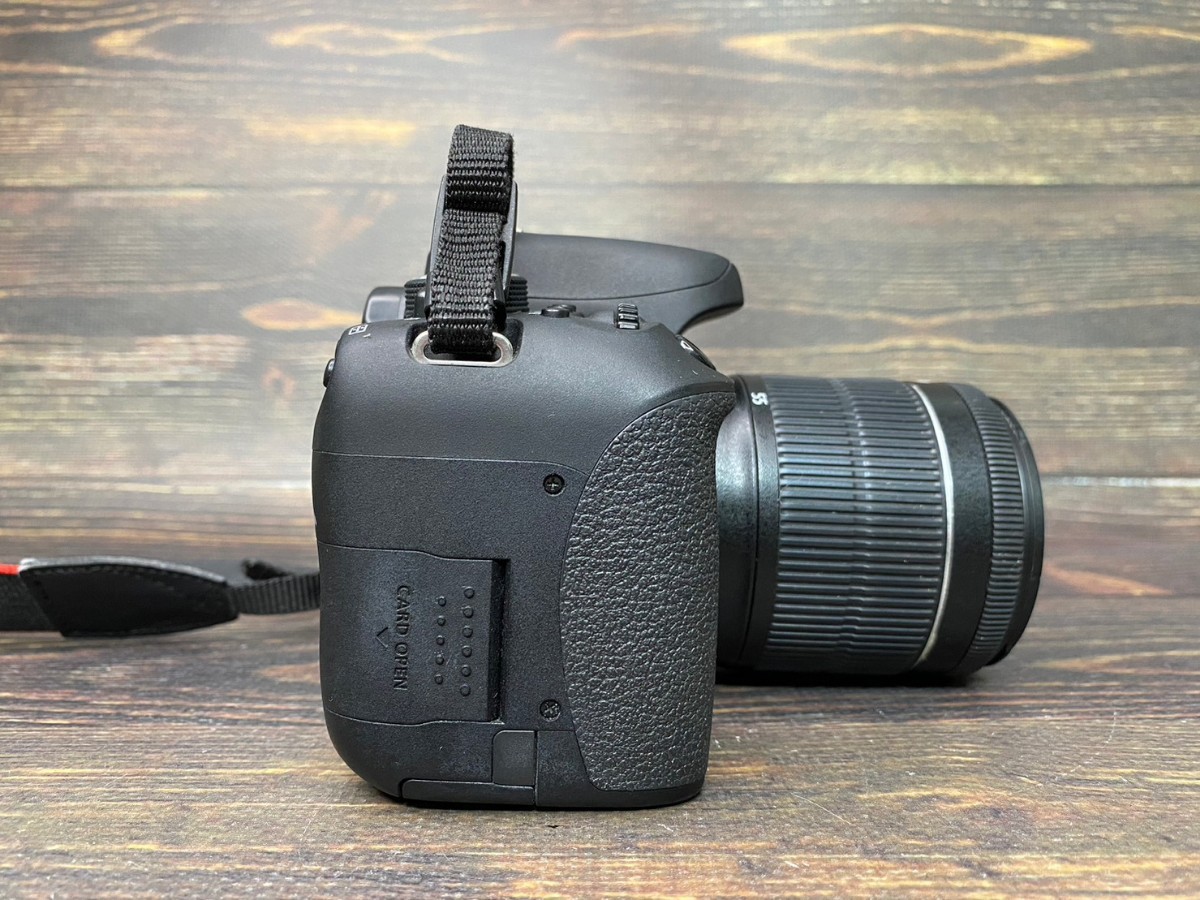 Canon キヤノン EOS Kiss X8i レンズキット デジタル一眼レフカメラ 元