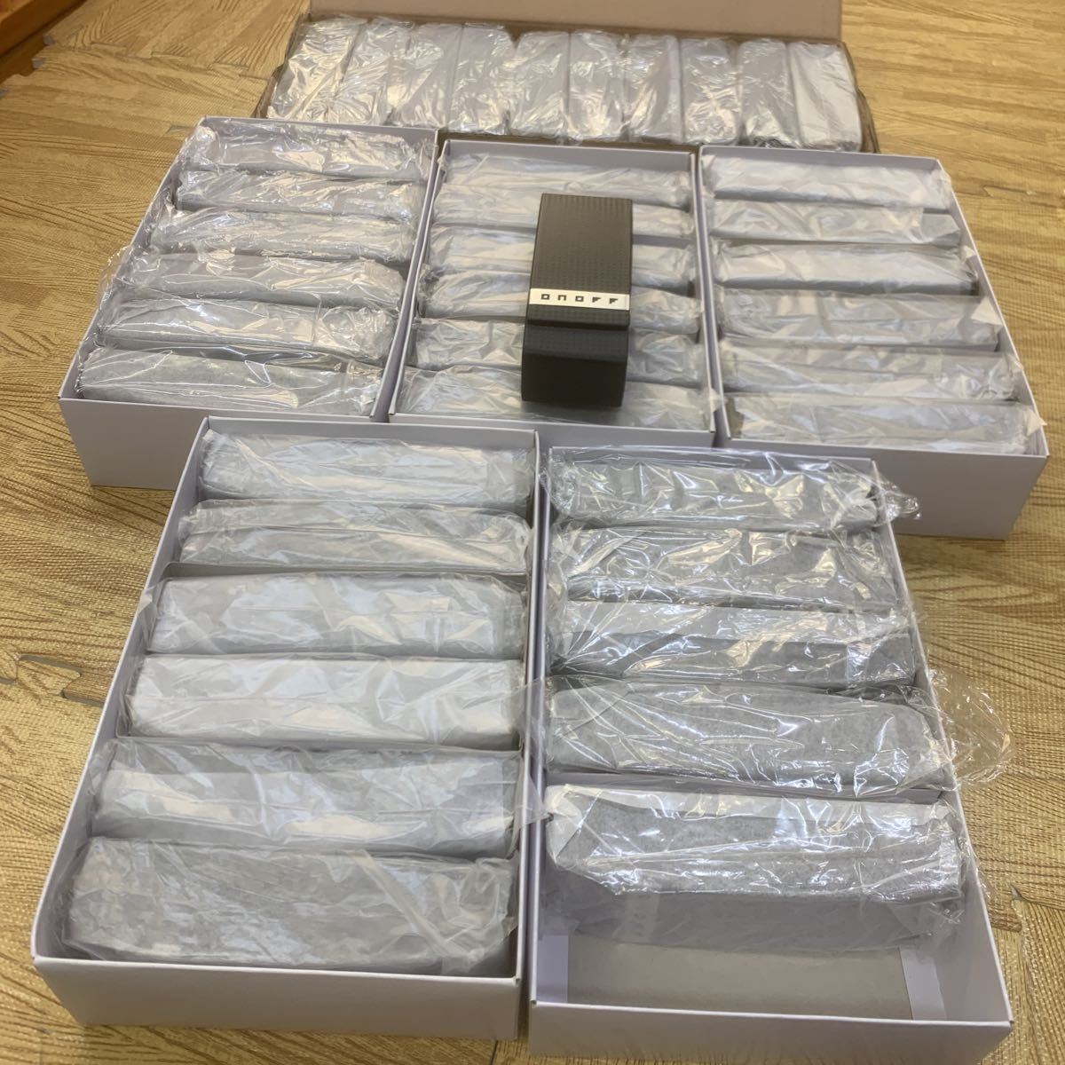 10-103【未使用】ONOFF メガネケース まとめ売り 40個セット 長期保管品
