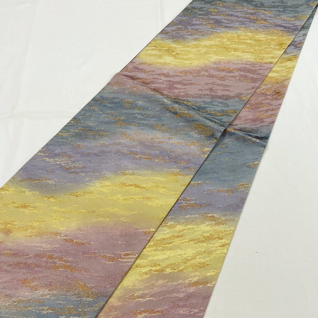 着物月花 霞文様 袋帯 全通柄 正絹 金糸 ob088