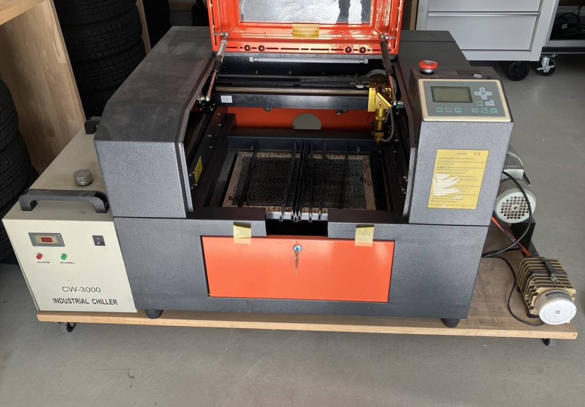 サンマックス】レーザー加工機 4030 中古！ ジャンク！ 部品取り 