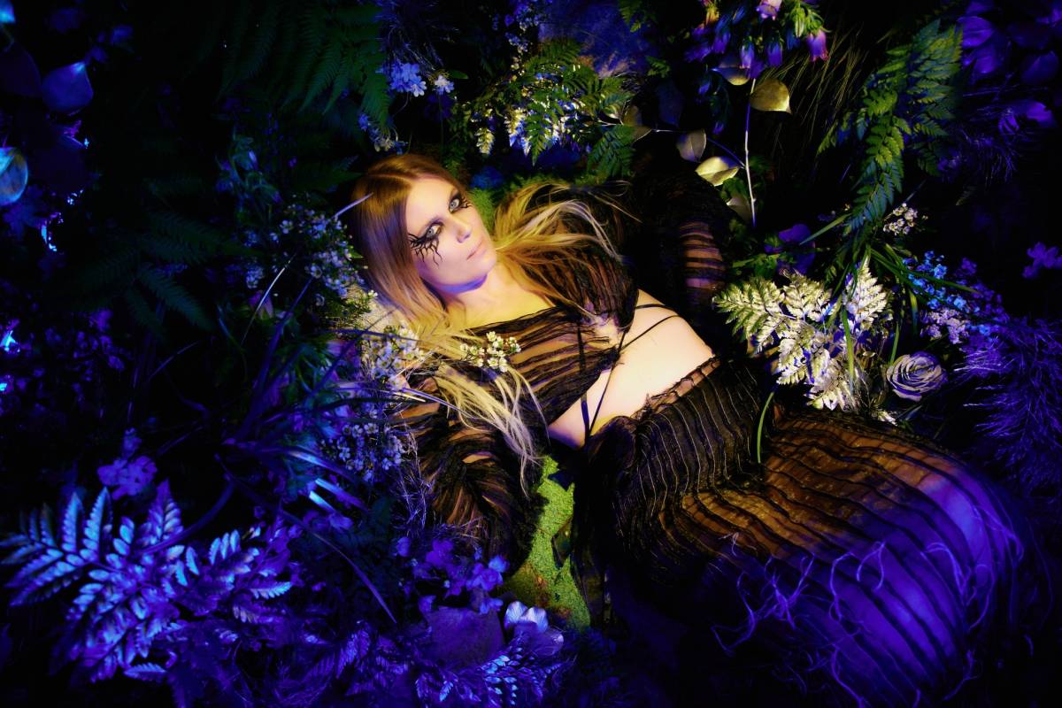 ☆Myrkur☆デンマークの女性Vocal Atmospheric Black Metal Folk Metal NEW!_2