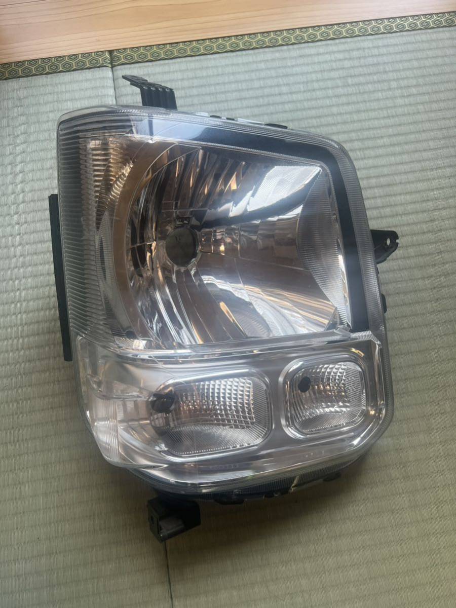 ☆スズキ エブリィ DA17V 右ヘッドライト ヘッドランプ ハロゲン