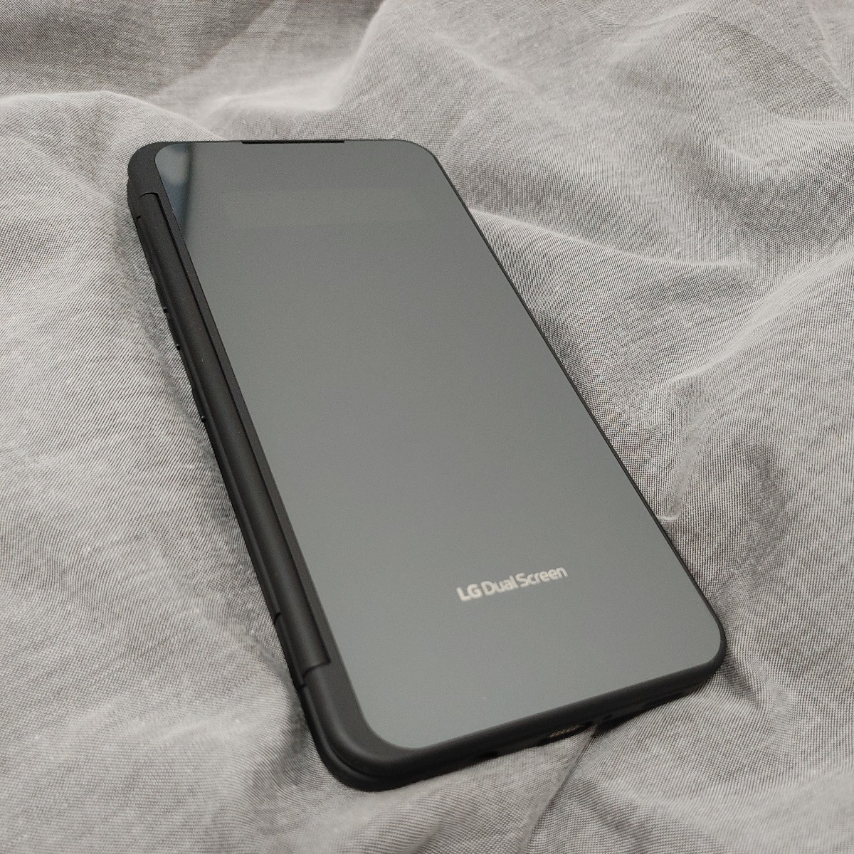 迅速発送!美品 LG V60 ThinQ 5G L-51A用デュアルスクリーン 迅速発送!美品 LG V60 ThinQ 5G L-51A用デュアルスクリーン
