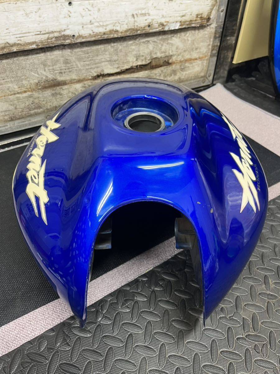 HONDA ホーネット250 ガソリンタンク フューエルタンク 純正タンク
