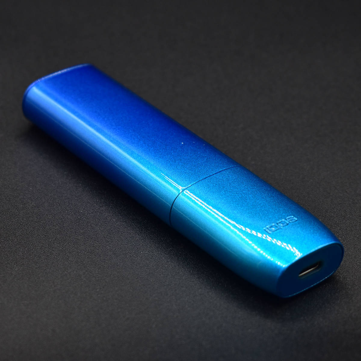 現品限り　アイコス　イルマワン　カスタムペイント　キャンディーブルー＆アクアブルー IQOS ILUMAONE USED品 本体のみ