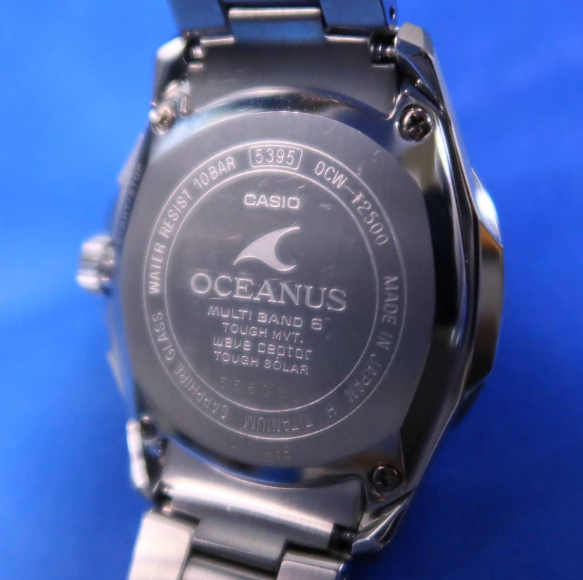 美品 カシオ オシアナス OCW-T2500-1AJF チタン 電波ソーラー クロノ 