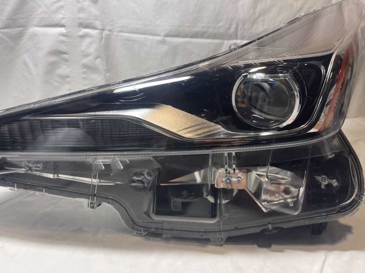 プリウス　ZVW51　左ヘッドランプ トヨタ プリウス ZVW51 後期 左ライト/左ヘッドライト LED 純正 (ZVW50