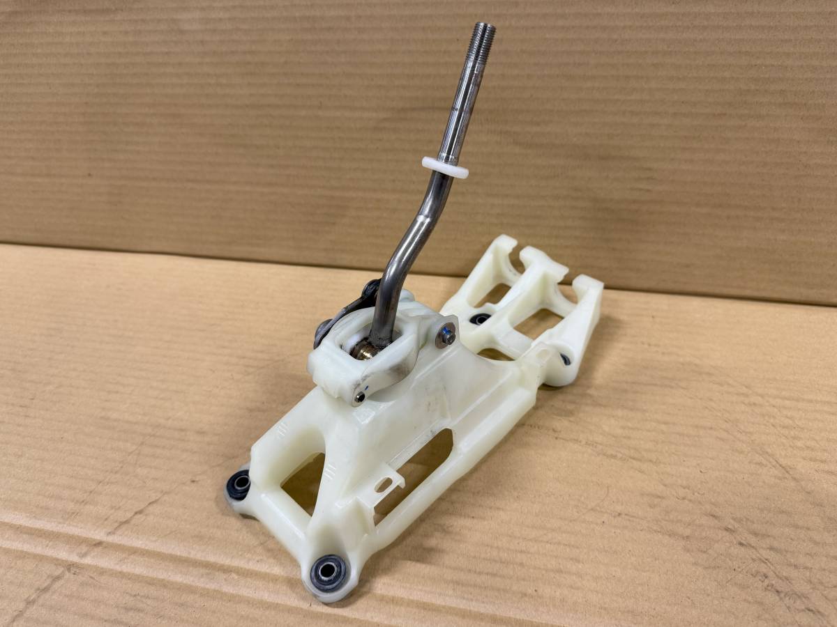 MR-S トヨタ MR－S ZZW30 ZZW30の中古車を探すならグーネット (手渡し
