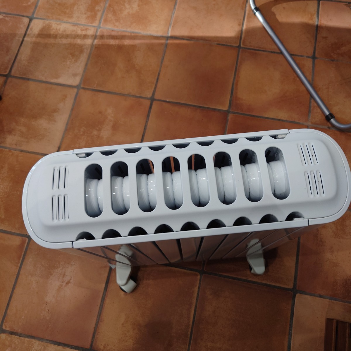 オイルヒーター ユニカルド RHJ65L0915 De'Longhi(デロンギ) ゼロ風 超