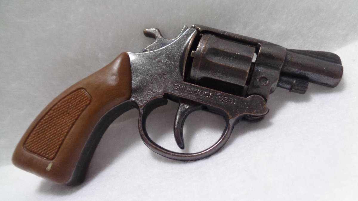 ★レトロ☆GUN★珍品「[送料370円] 鉄製 火薬鉄砲 SNUBNOSE 038 約10cm スナブノーズ リボルバー 銃 ピストル」昭和 駄菓子屋玩具