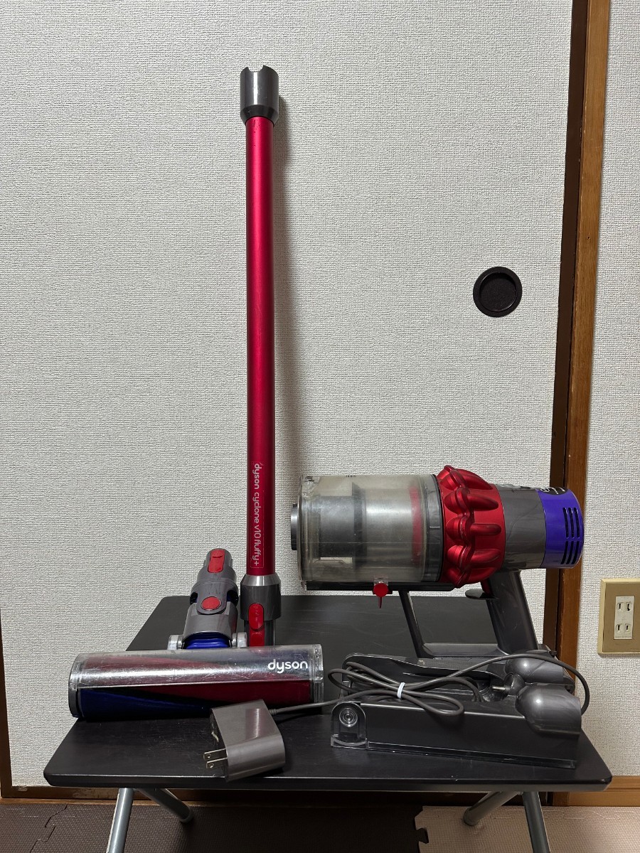 dyson ダイソン SV12コードレスクリーナー 通電動作確認 SV12 ダイソン