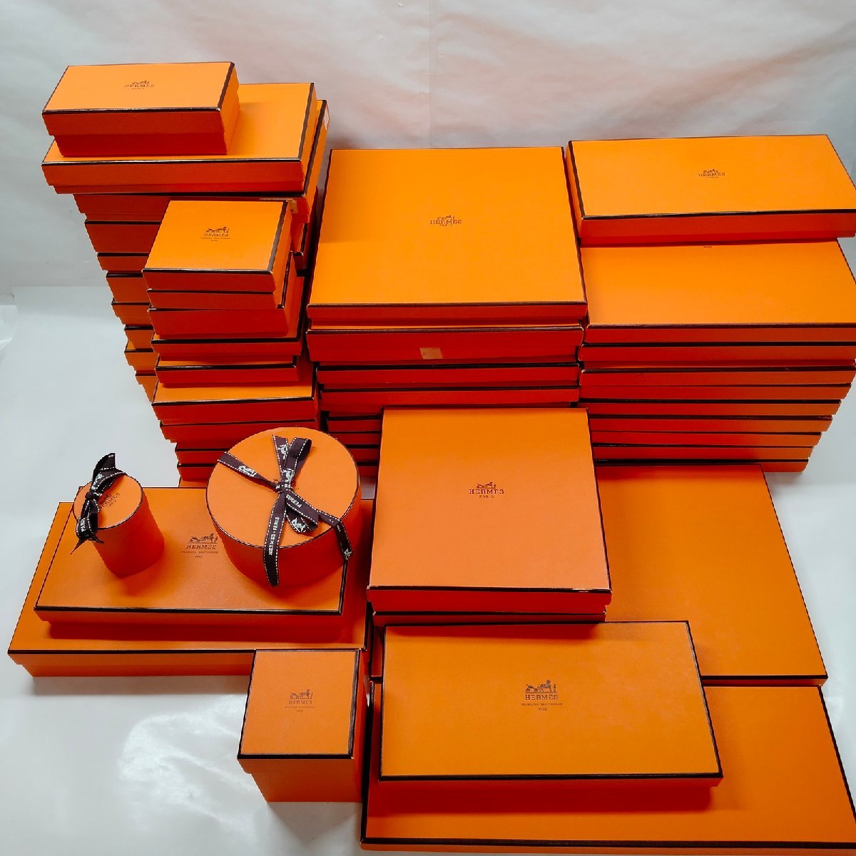 HERMES BOXとシューズケース2枚 HERMES - HERMES BOXとシューズケース2枚の通販 by ⭐️エトワール