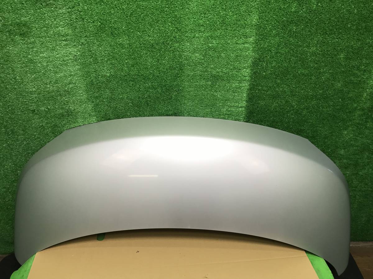 管1057-1　スズキ　ワゴンＲ　DBA-MH23S　ボンネットフード　凹み無し　再塗装品　カラー：Z2S