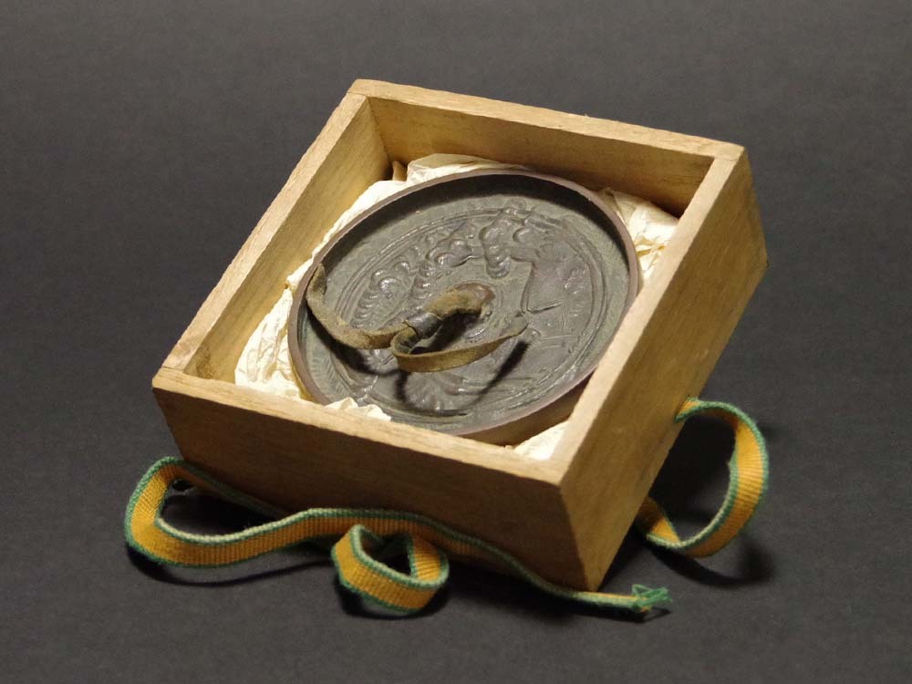 時代古鏡柄鏡銅鏡吉祥鶴文手鏡和鏡金工化粧道具旅道具古道具心箱付貴重名品茶道具煎茶道具茶人茶陶古美術愛好家蒐集品