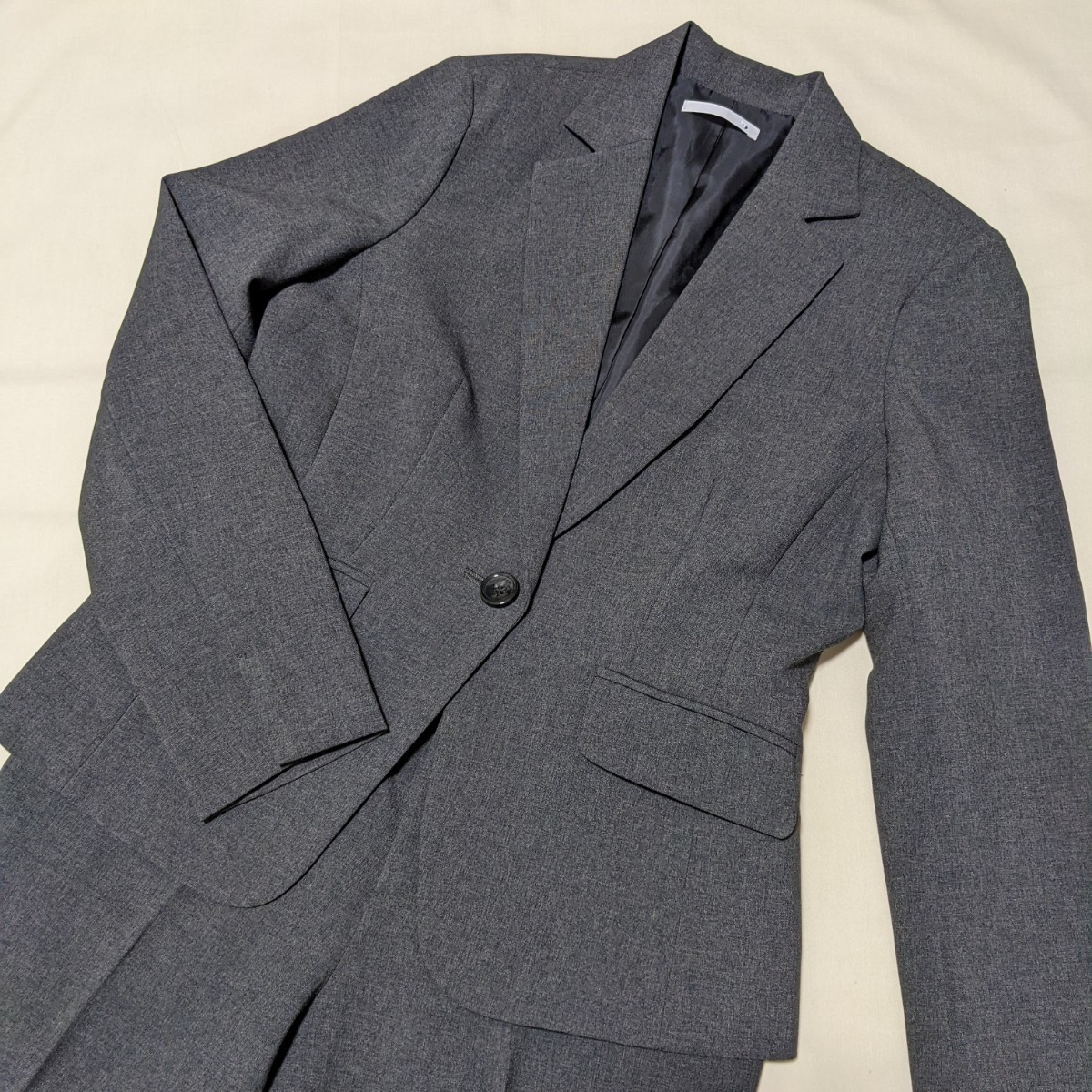 +FY69 n， nissen ニッセン フォーマル レディース 9号 9AR パンツスーツ グレー 無地 ジャケット パンツ ビジネス セレモニー