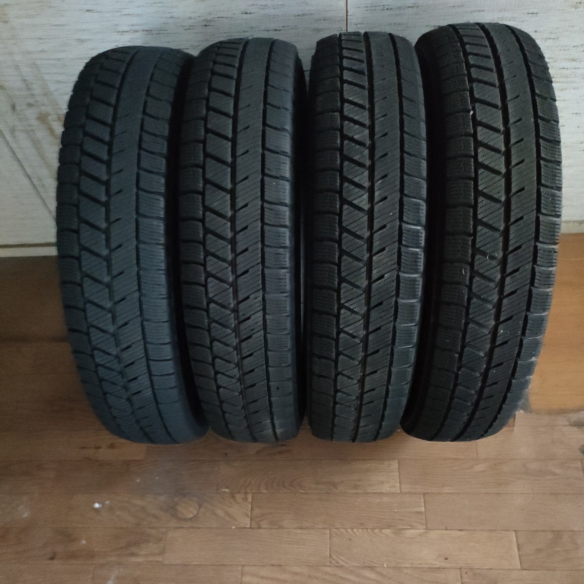 ブリヂストン ブリザック VRX3 145／80R13 used VRX3 145⁄80R13