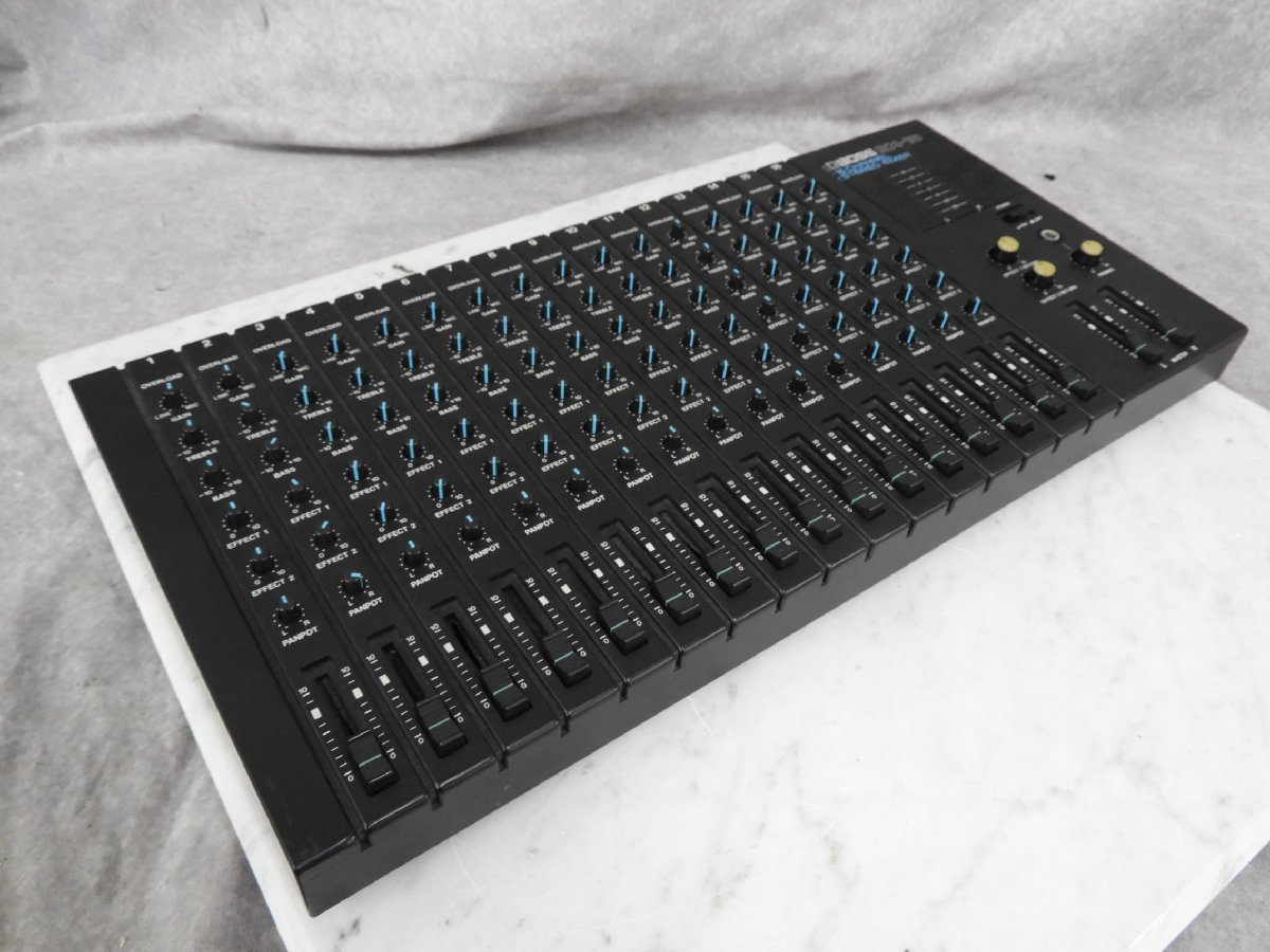 ☆ BOSS ボス BX-16 16チャンネル ステレオミキサー 箱付き ☆中古