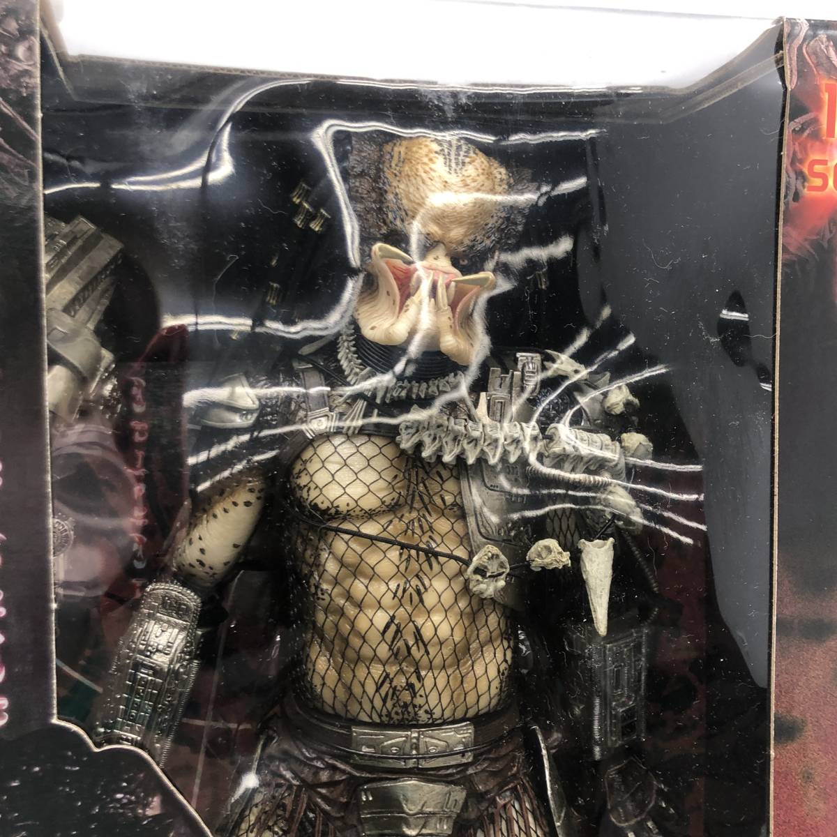 22881)∞ NECA プレデター PREDATOR (口開き) フィギュア 1/4スケール 